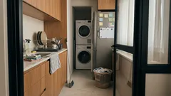 Dividir tarefas domésticas não é “ajuda”: 4 passos simples que mudam a rotina do casal